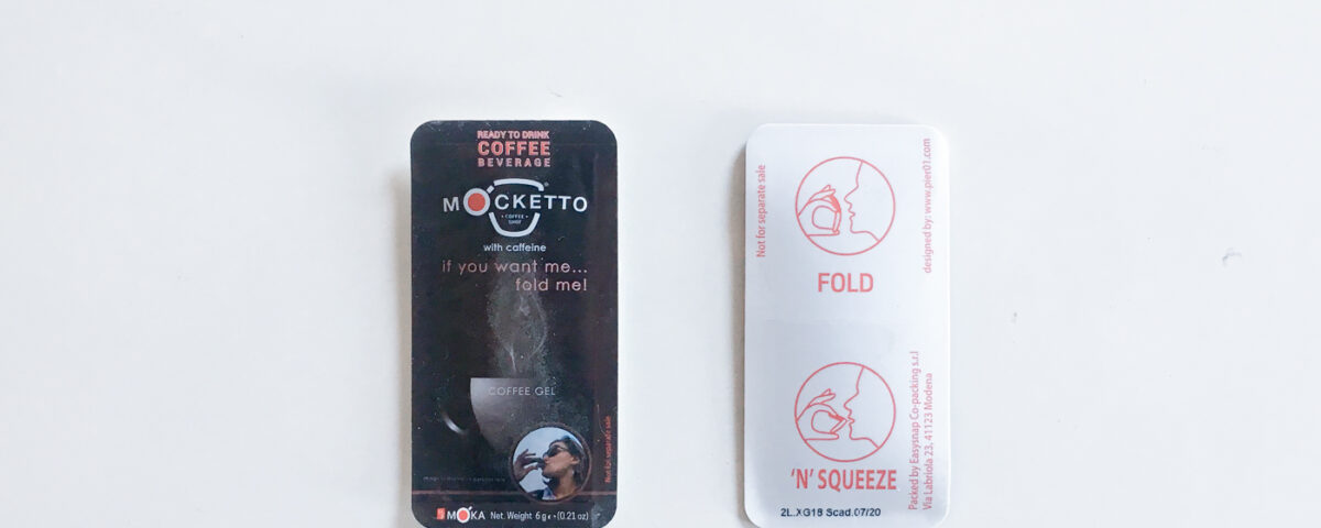 Easysnap Mocketto Gel Coffe packaging one hand opening